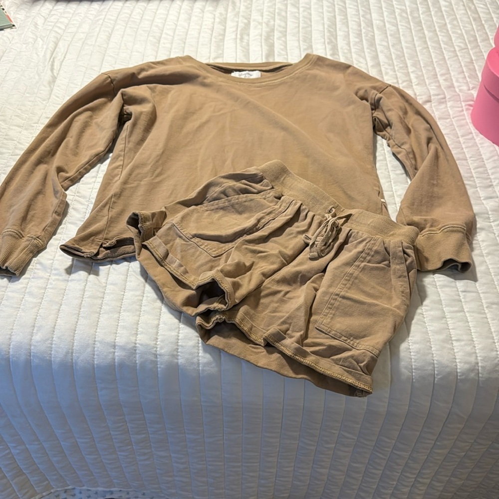 🛑6/20 Sweet Honey short set size 12 Y, used condition